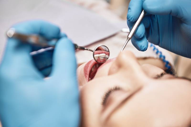 Examen dentaire minutieux, Dr Pignard, Auriol 13390